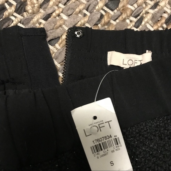 NWT LOFT Mini Skirt with Pockets - Picture 3 of 7